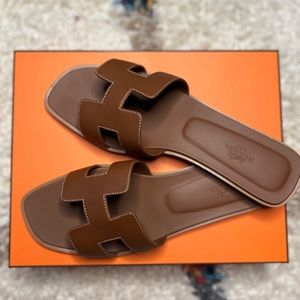 Hermes Oran Sandals 10 (40 1/2)